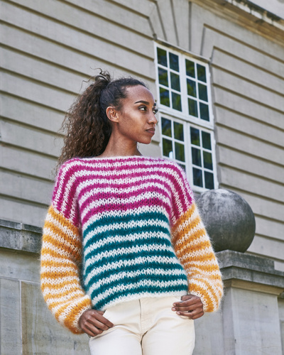 Bella stribet sweater i 2 tråde